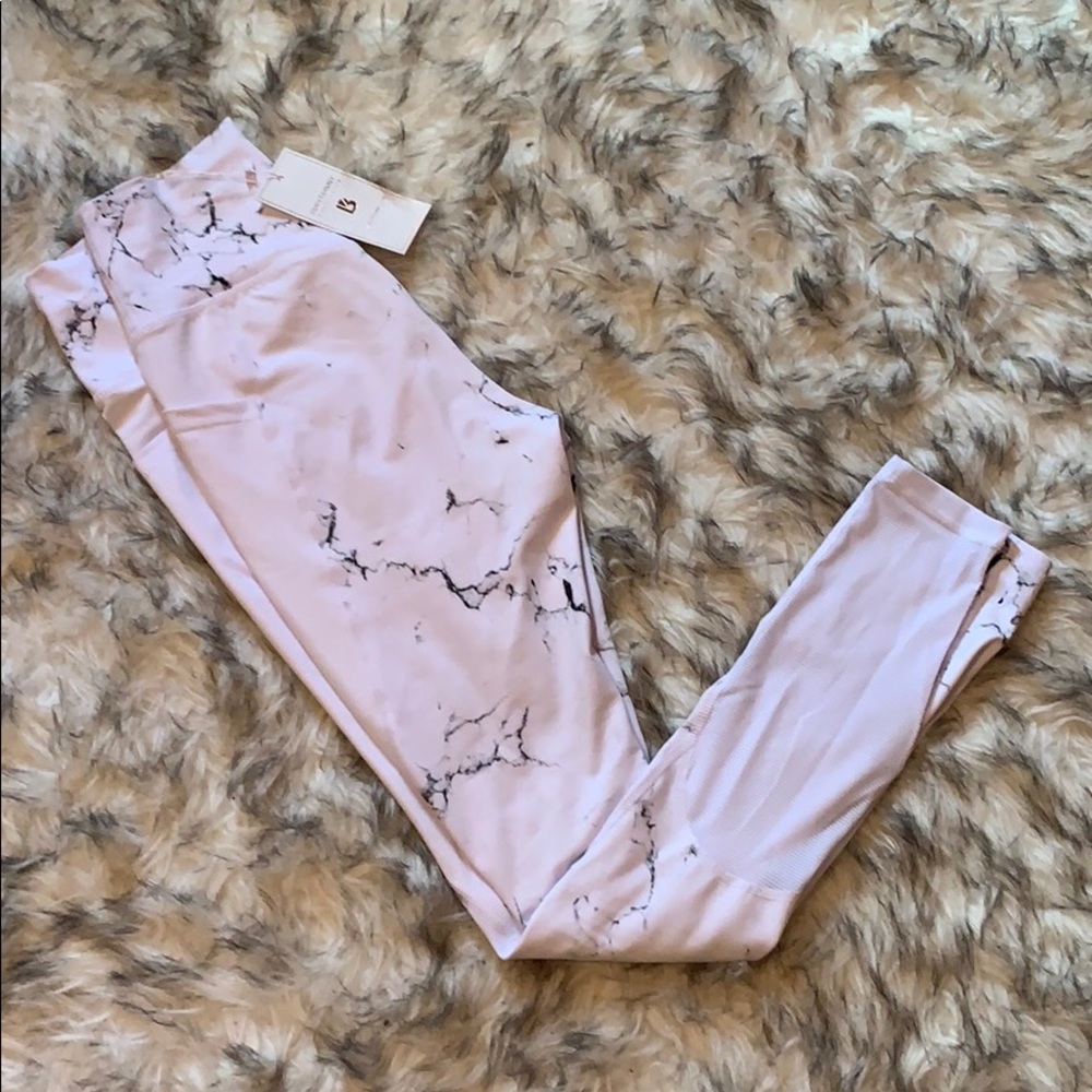 Buff Bunny Marble Mesh Leggings